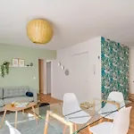 2 Bedroom Apartment In The Heart Of Marseille